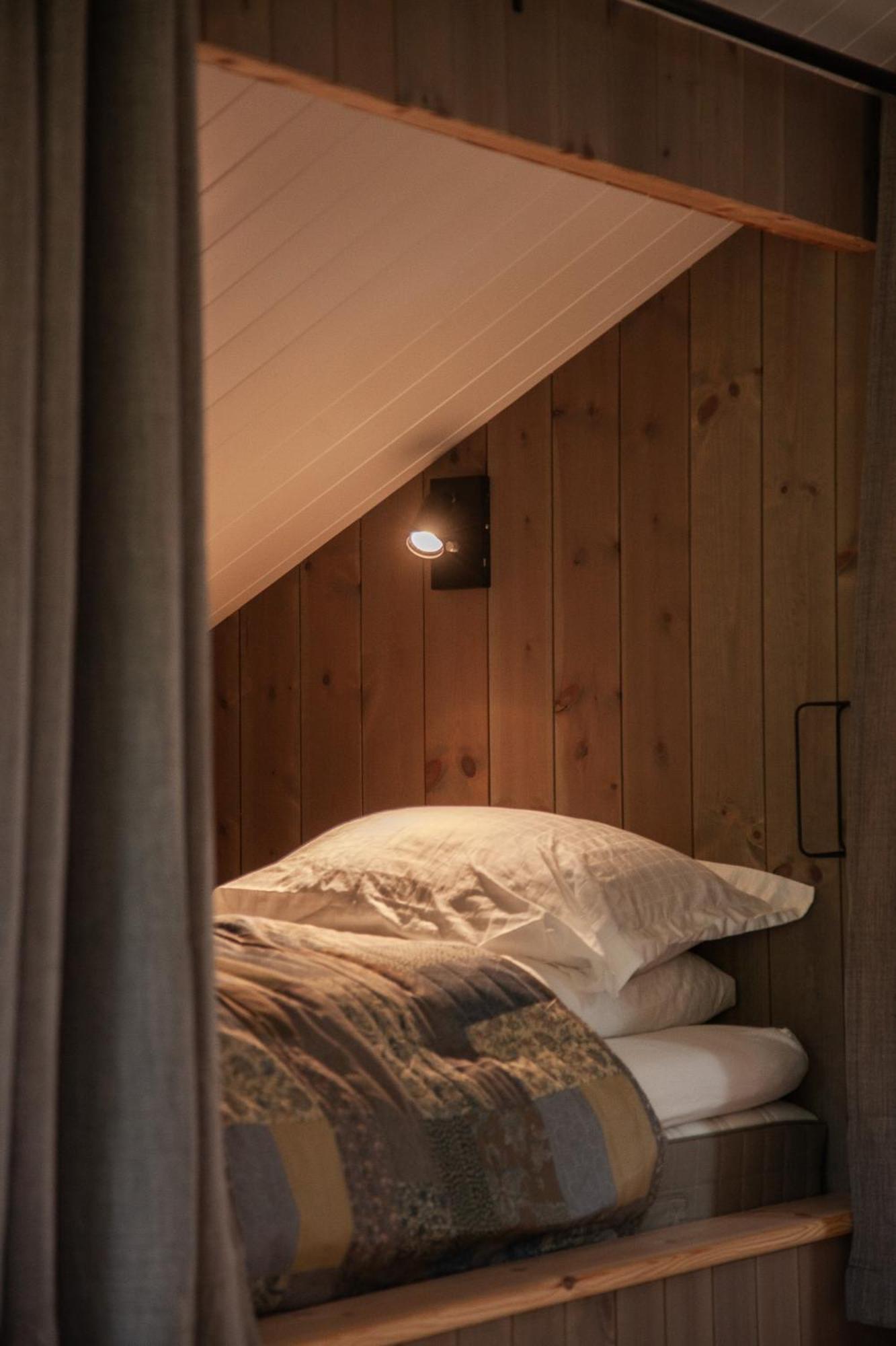 Tuftegarden Hotel Viksdalen Buitenkant foto